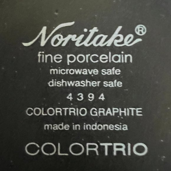 Set of 4 Noritake Colortrio Graphite Fine Porcelain Mugs Cups Matte Finish - Picture 8 of 8